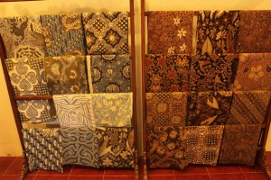 Plant dyeing　Batik  